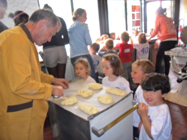 Village Camps International Summer Camp VDC Geneva 2016-08-12 https://www.villagecamps.com/journals_admin/images/311-10-Picture 027.jpg